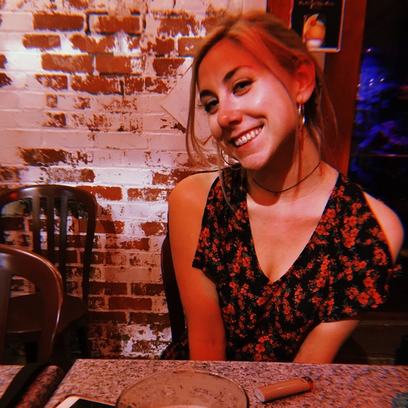 Risque Lizness - Picture 7 of 7